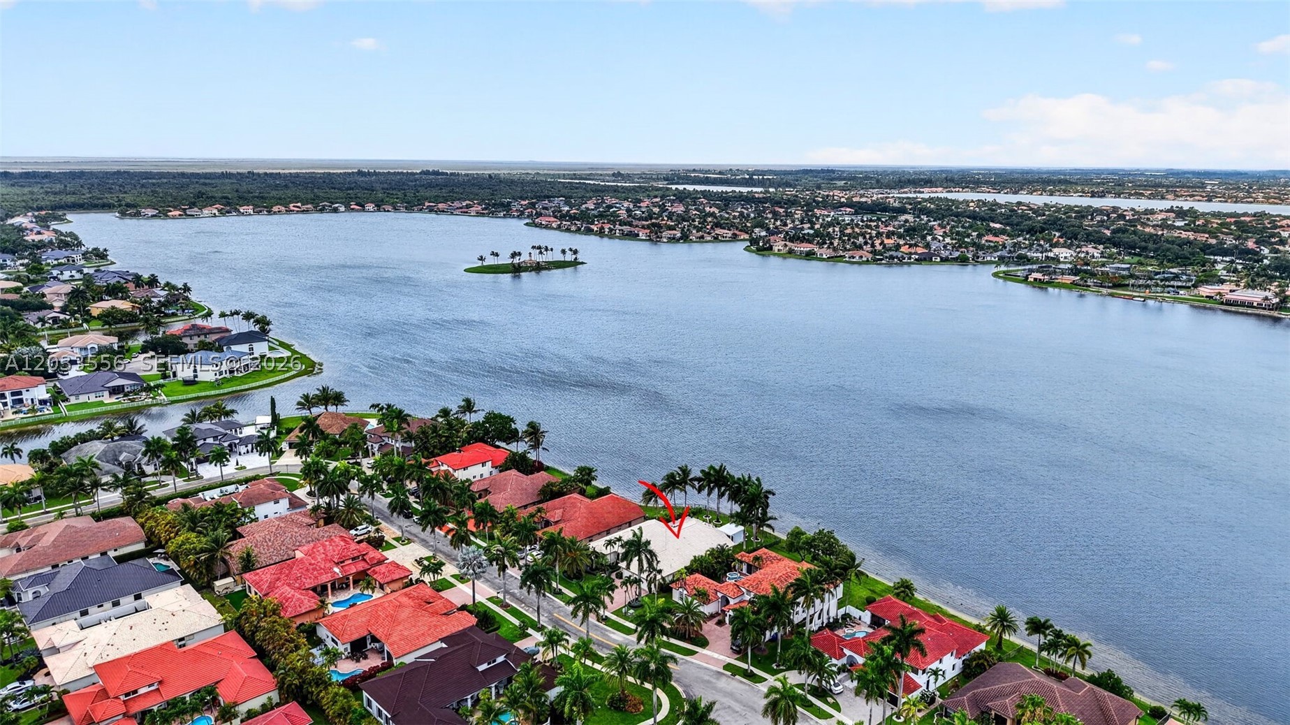 SUNSET LAKES PLAT ONE - Residential