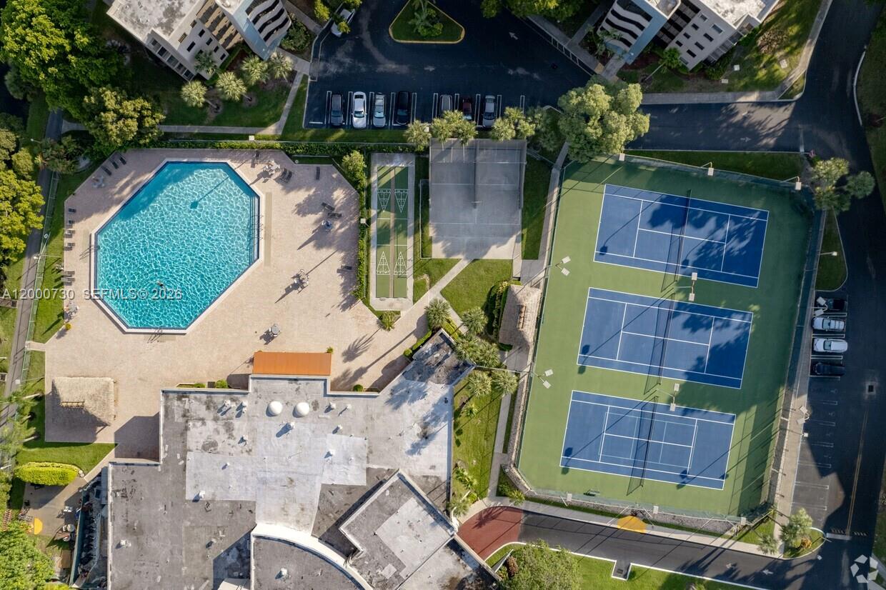 COLONY POINT 1 CONDO - Residential