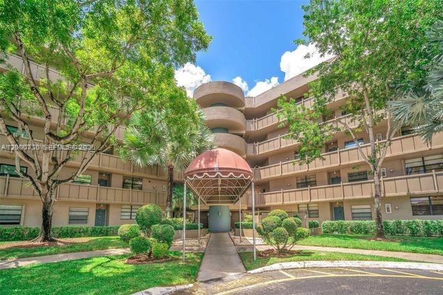 COLONY POINT 1 CONDO - Residential
