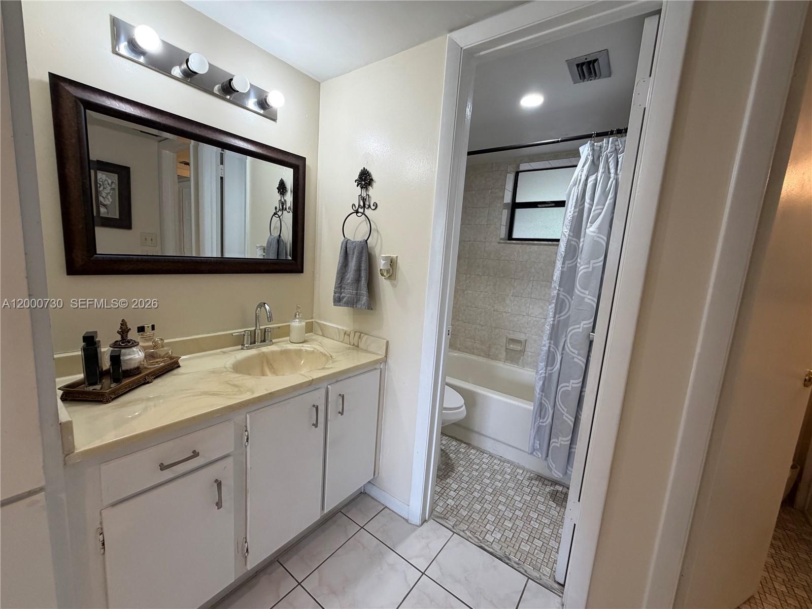 COLONY POINT 1 CONDO - Residential