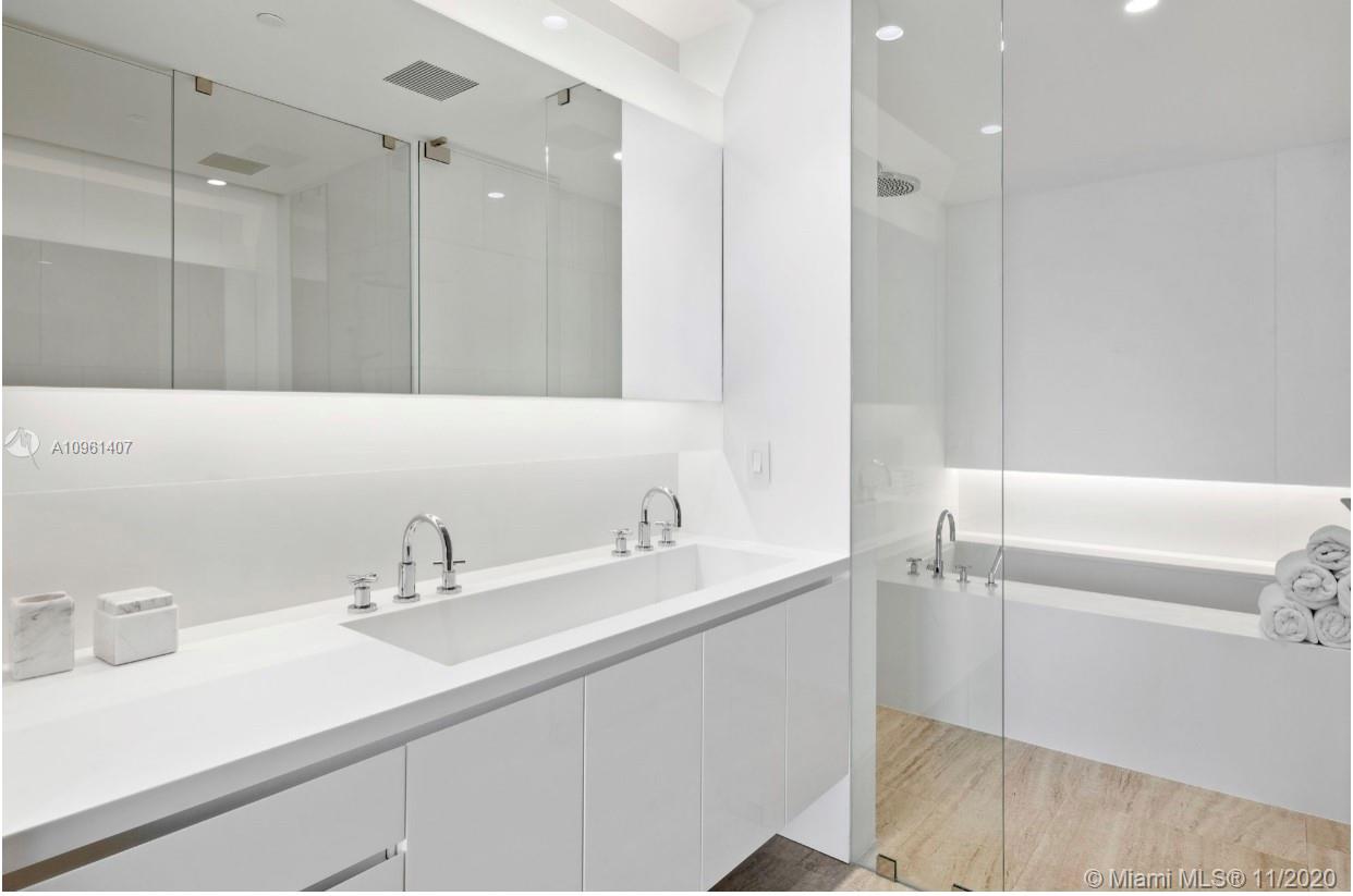 SURF CLUB CONDO - Residential