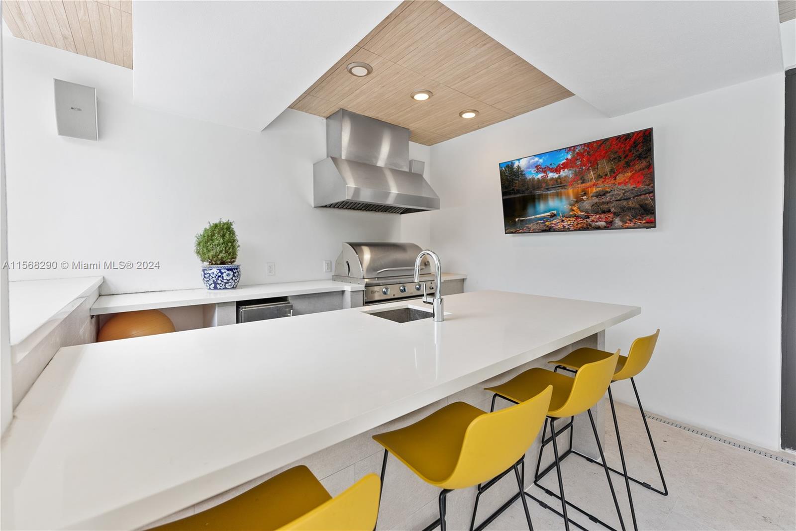 RANCHO VILLAS 1ST ADDN - Residential