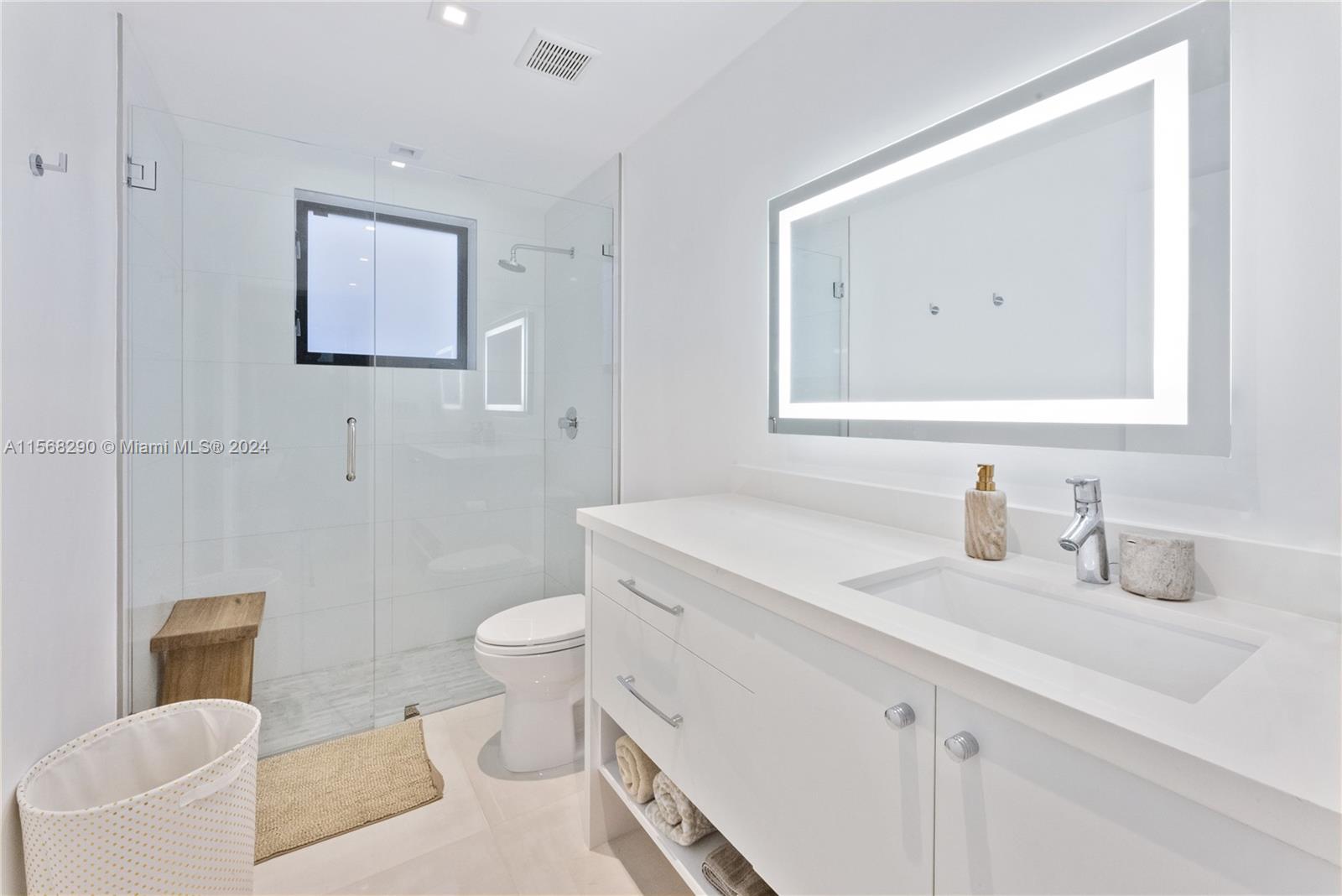 RANCHO VILLAS 1ST ADDN - Residential