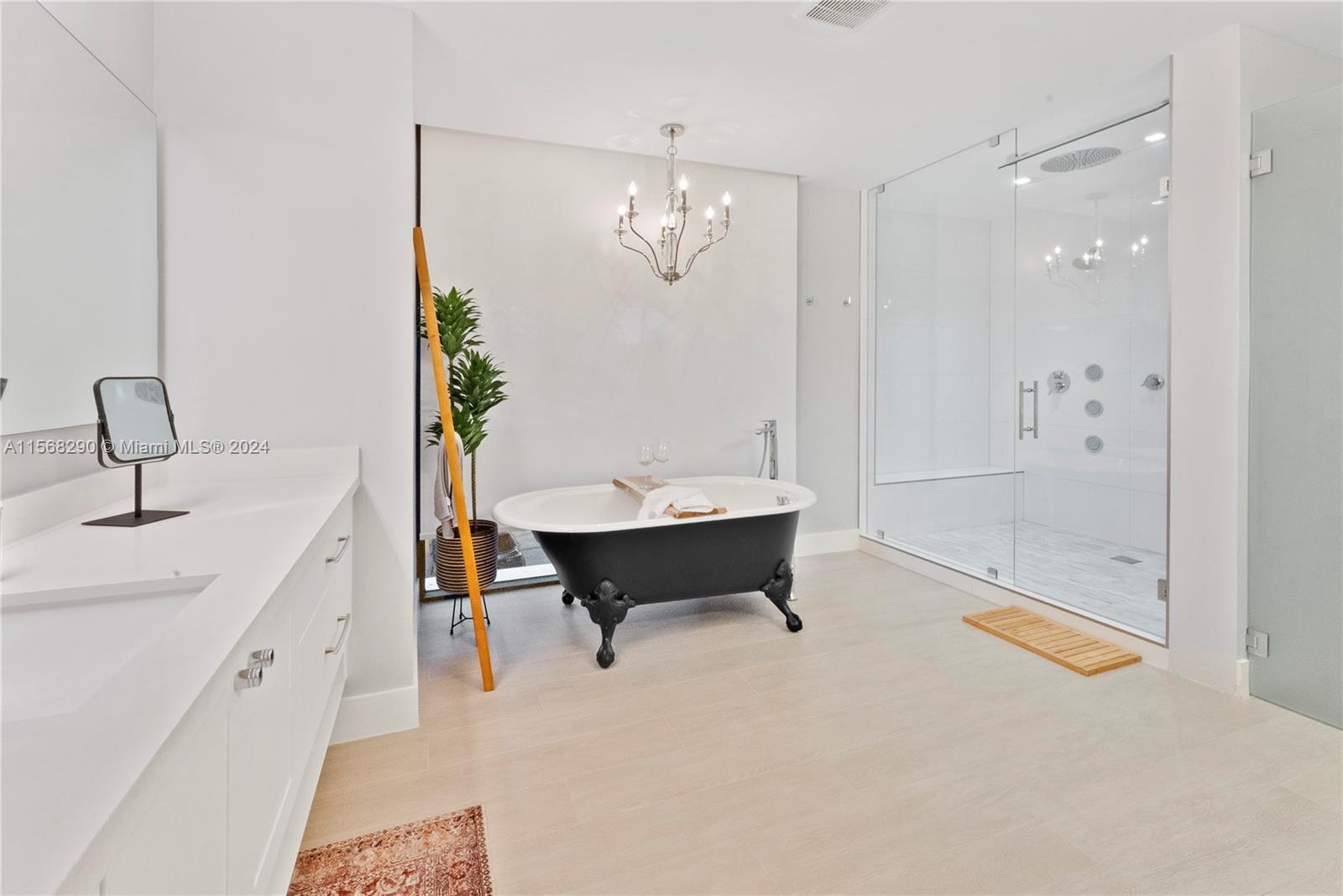RANCHO VILLAS 1ST ADDN - Residential