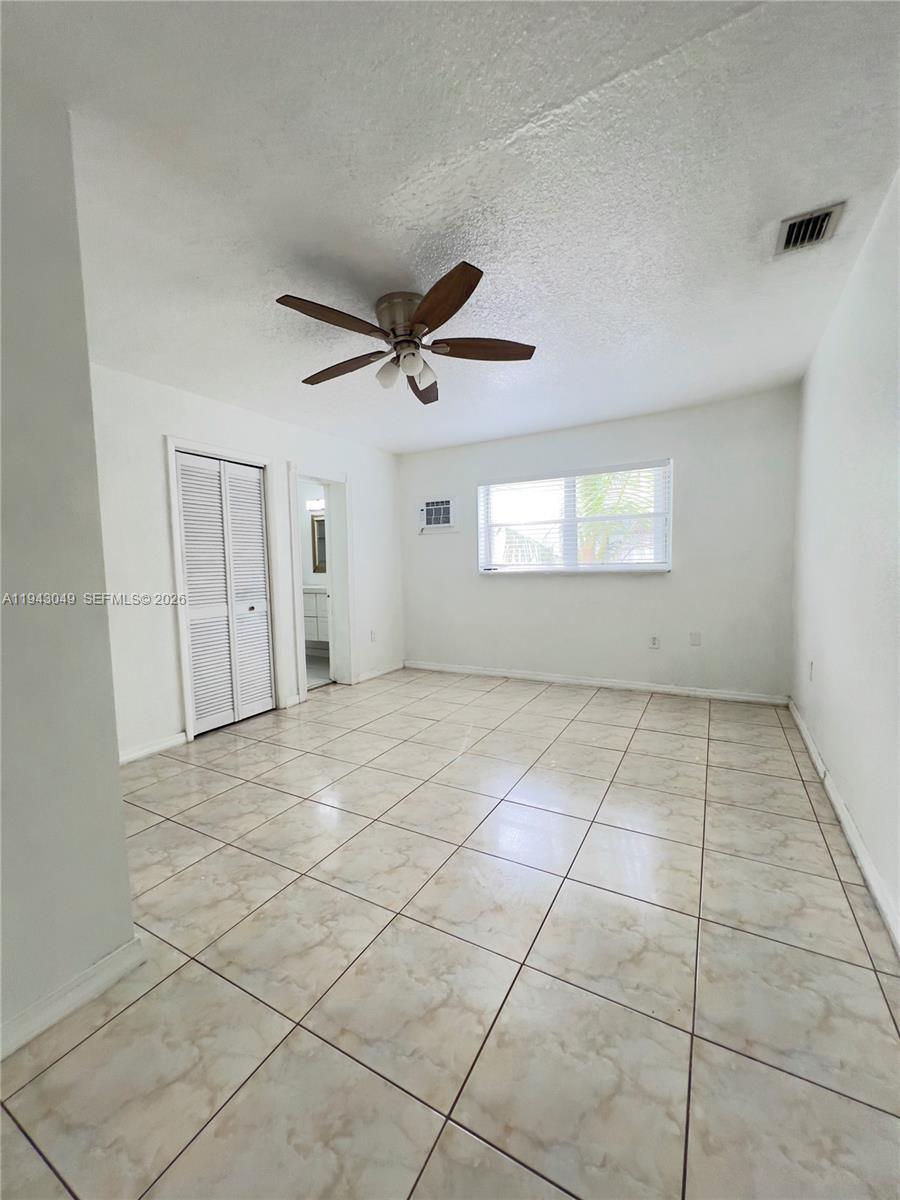 SILVER BLUFF GARDENS - Residential Lease
