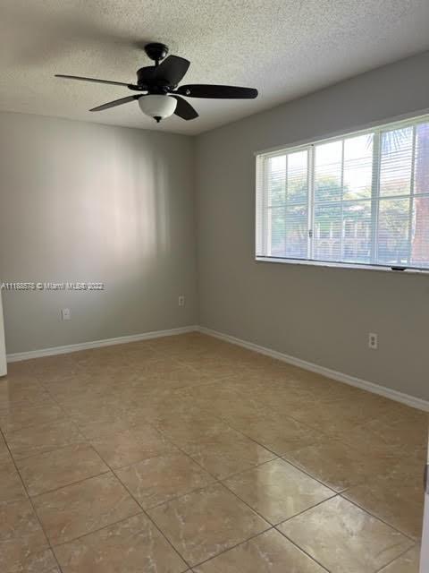 AVENTINE AT MIRAMAR BLDG - Residential Lease