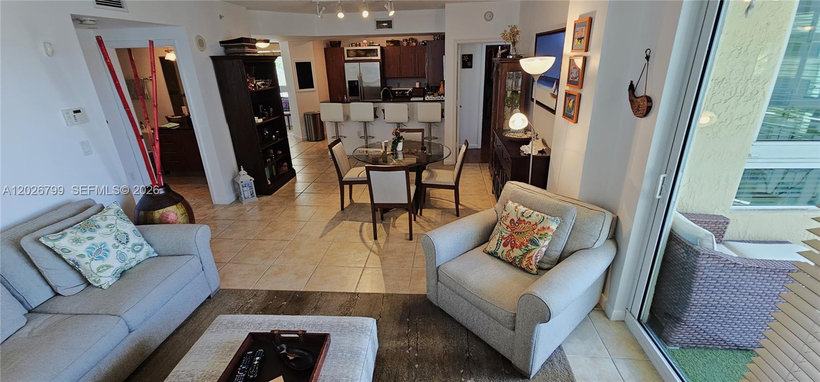 TOSCANO CONDO - Residential