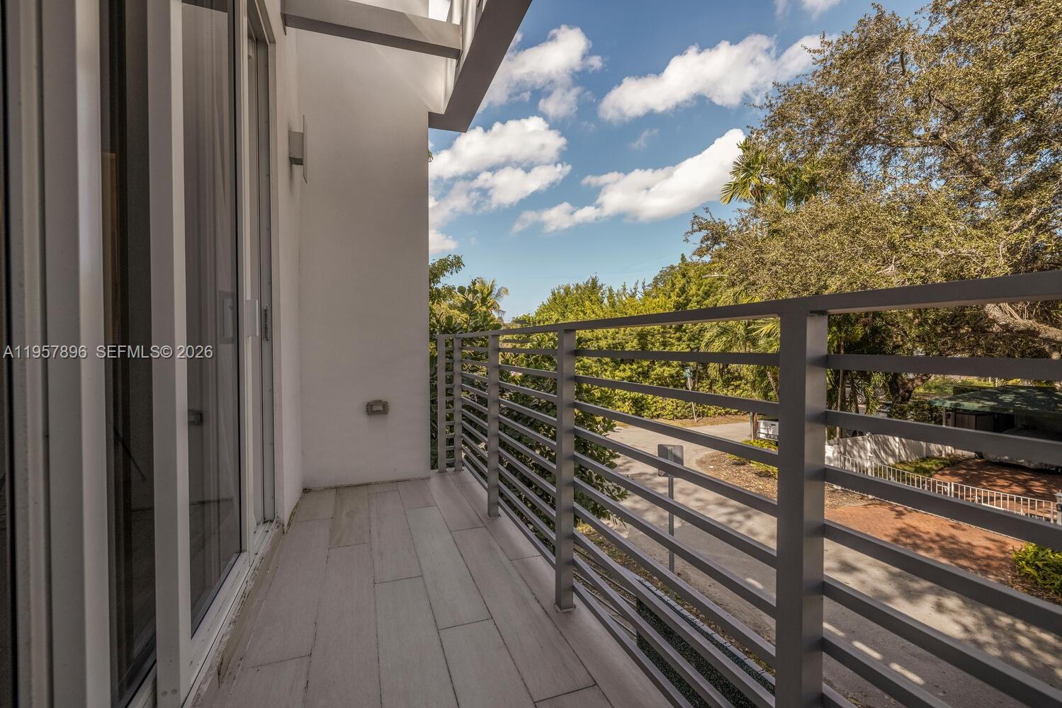 POMELO PARK - Residential
