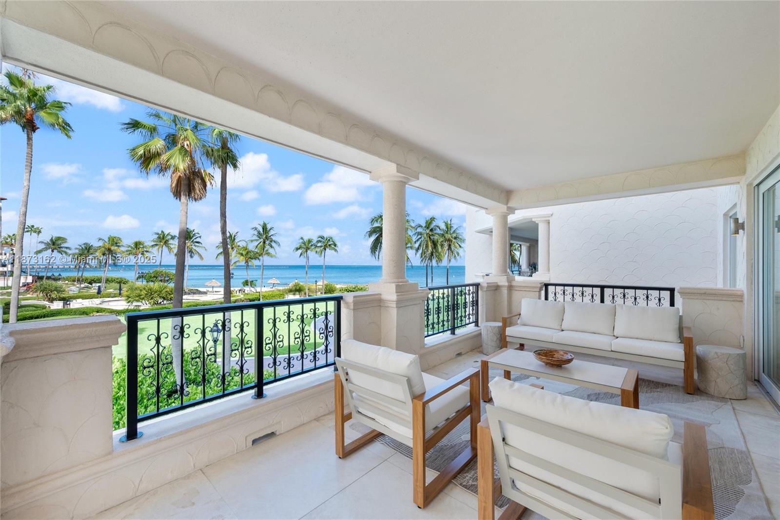 OCEANSIDE @ FISHER ISL CO - Residential