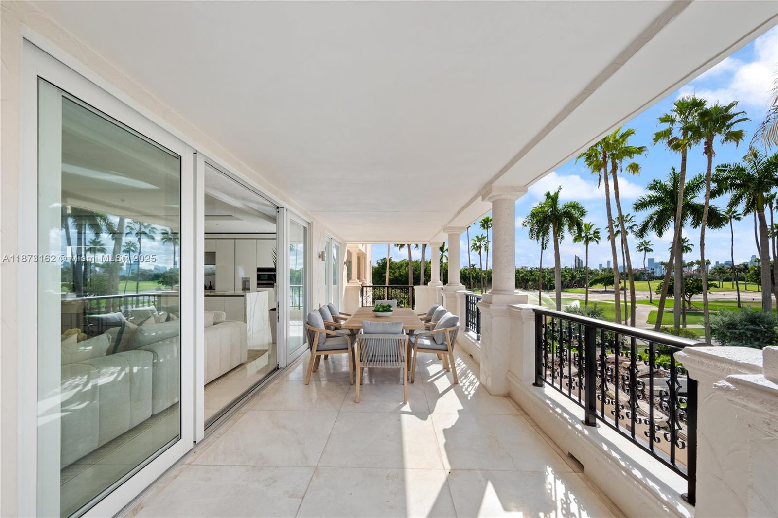 OCEANSIDE @ FISHER ISL CO - Residential