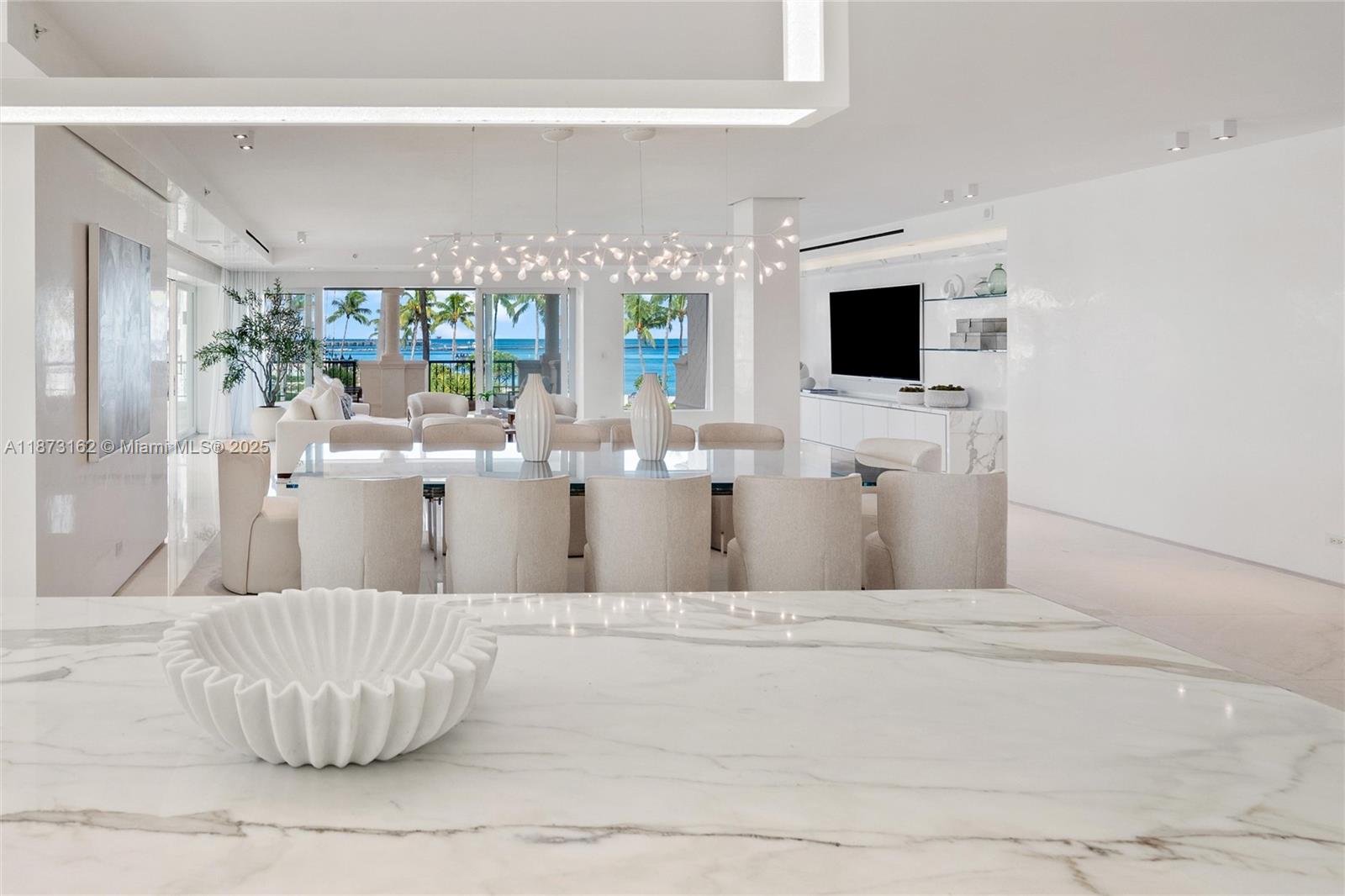 OCEANSIDE @ FISHER ISL CO - Residential