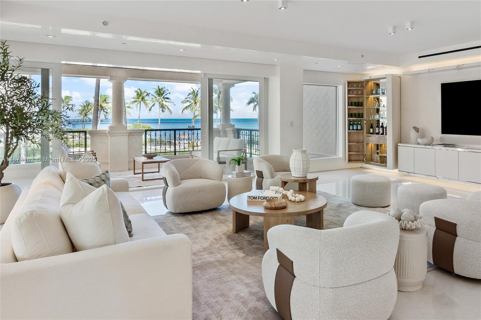 OCEANSIDE @ FISHER ISL CO - Residential