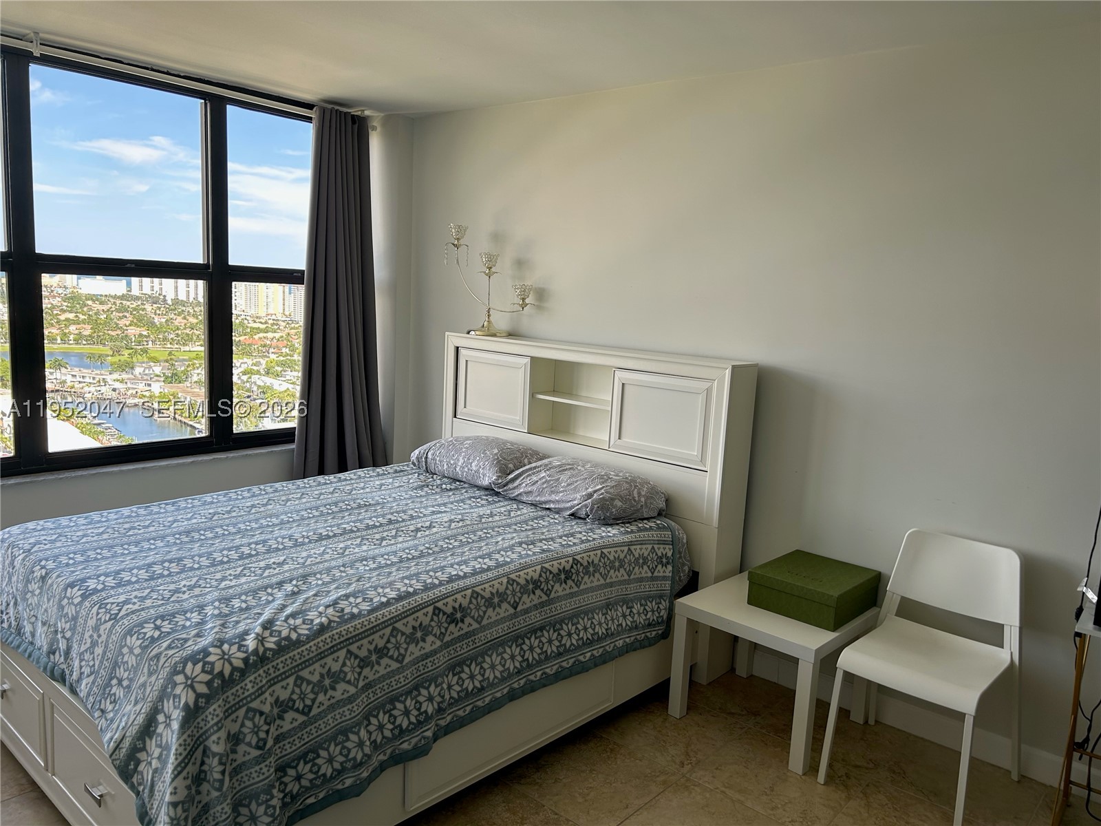 OLYMPUS CONDO PHASE - Residential