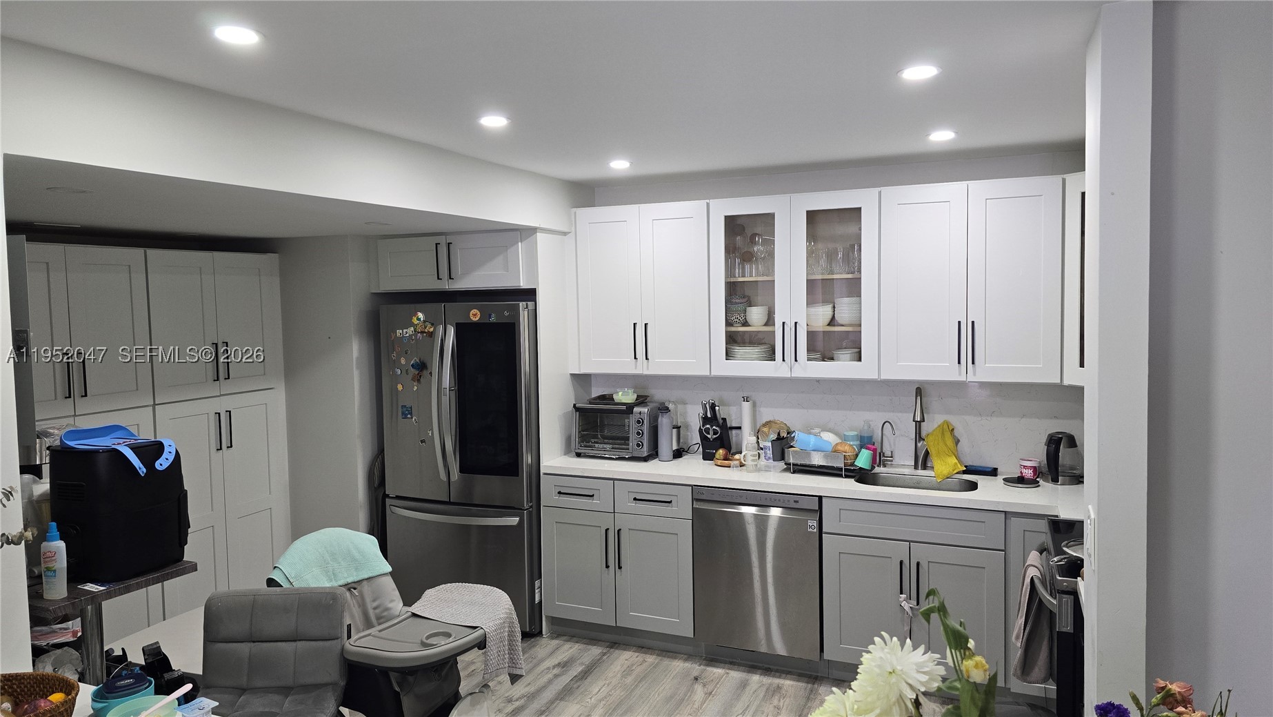 OLYMPUS CONDO PHASE - Residential