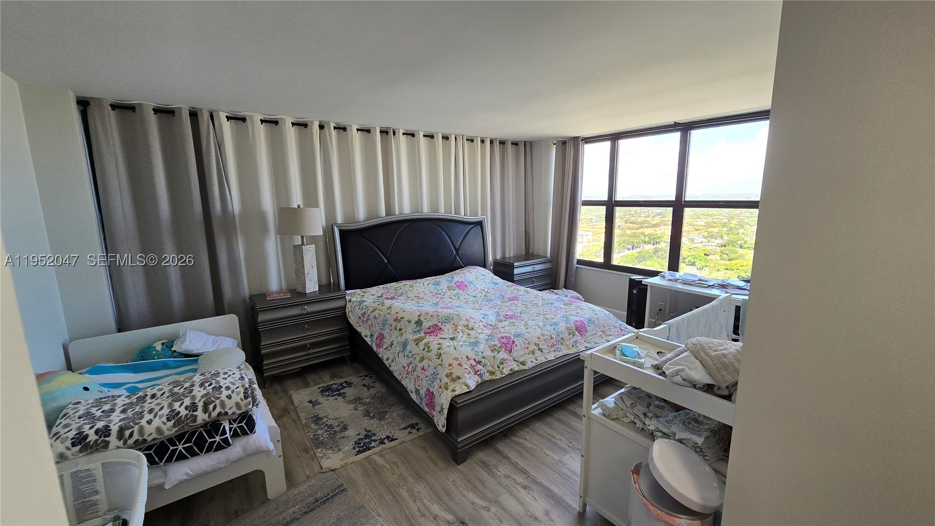 OLYMPUS CONDO PHASE - Residential