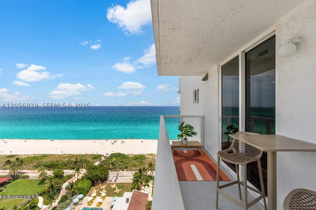 THE ROYAL CLUB CONDO - Residential
