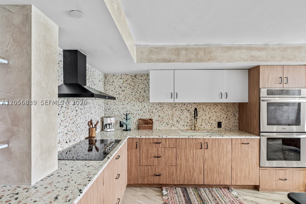 THE ROYAL CLUB CONDO - Residential
