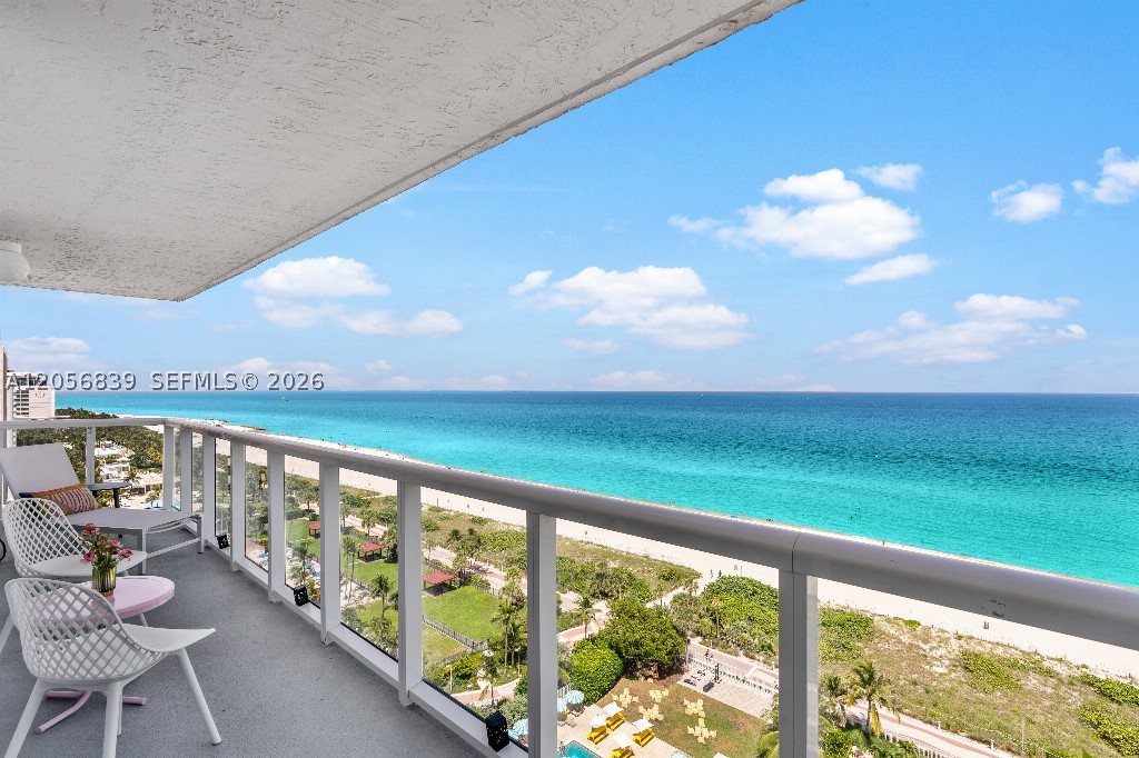 THE ROYAL CLUB CONDO - Residential