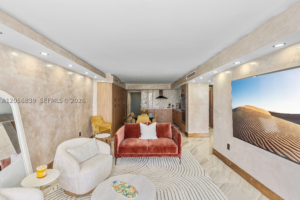 THE ROYAL CLUB CONDO - Residential
