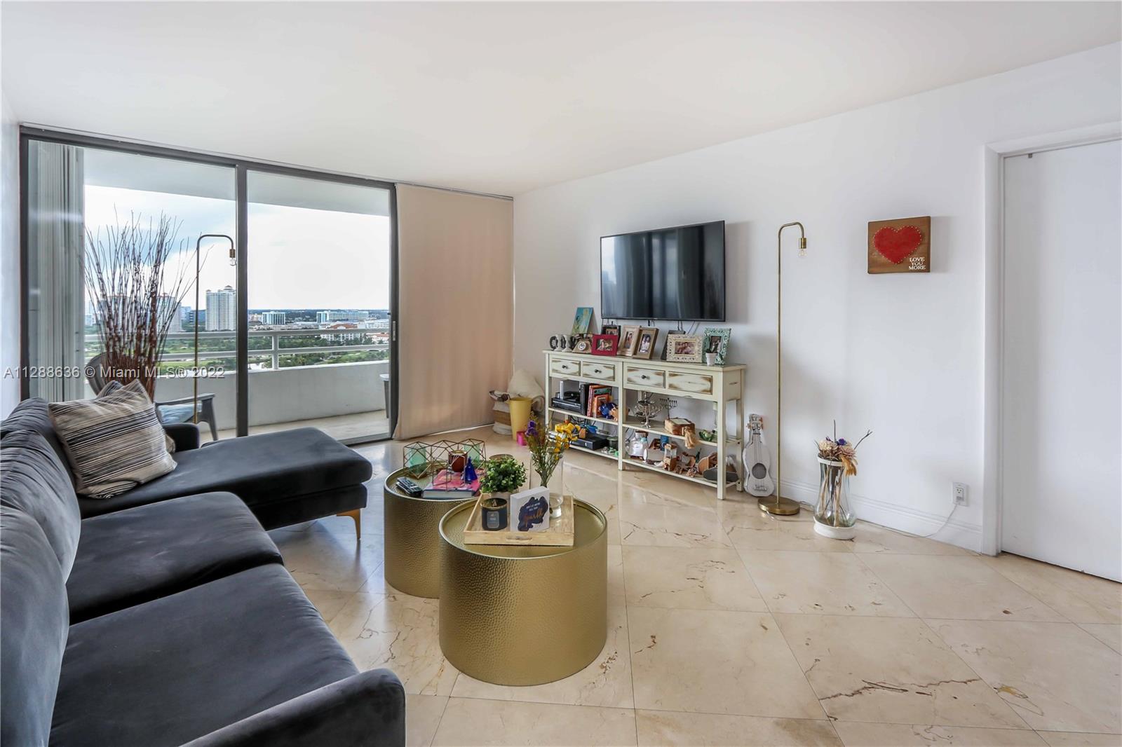 DELVISTA TOWERS CONDO - Residential