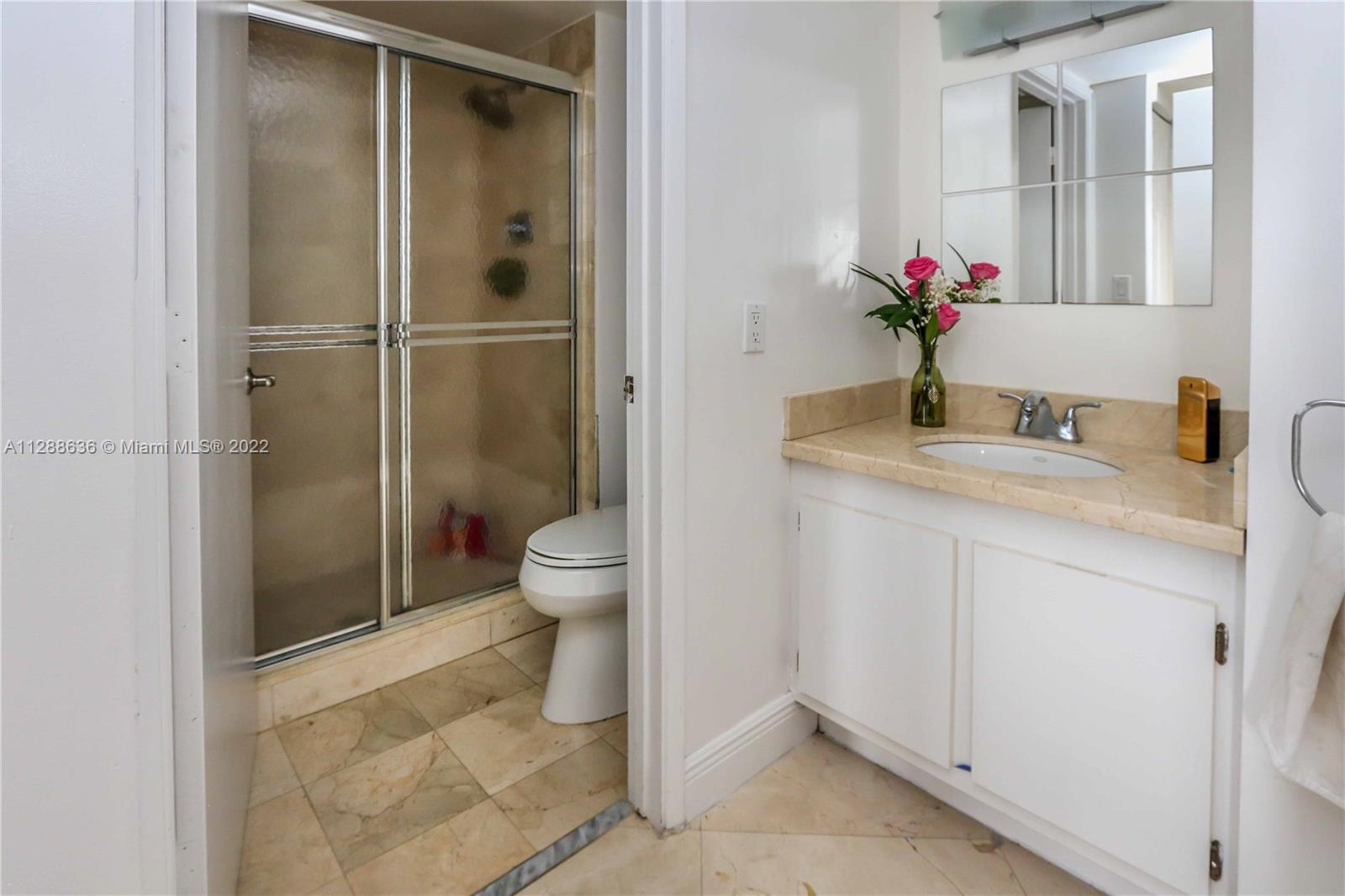 DELVISTA TOWERS CONDO - Residential