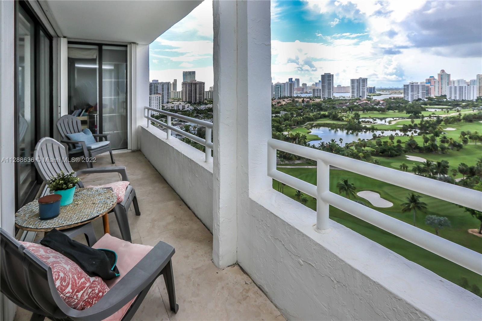 DELVISTA TOWERS CONDO - Residential