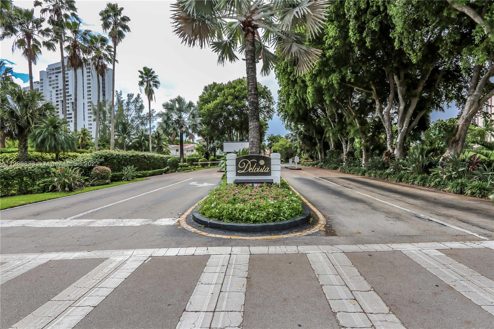 DELVISTA TOWERS CONDO - Residential