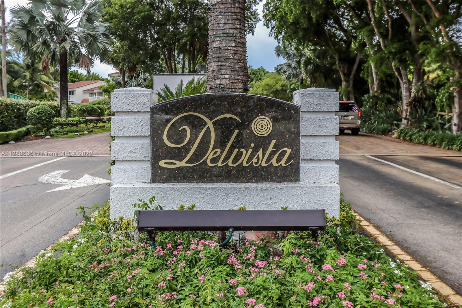 DELVISTA TOWERS CONDO - Residential