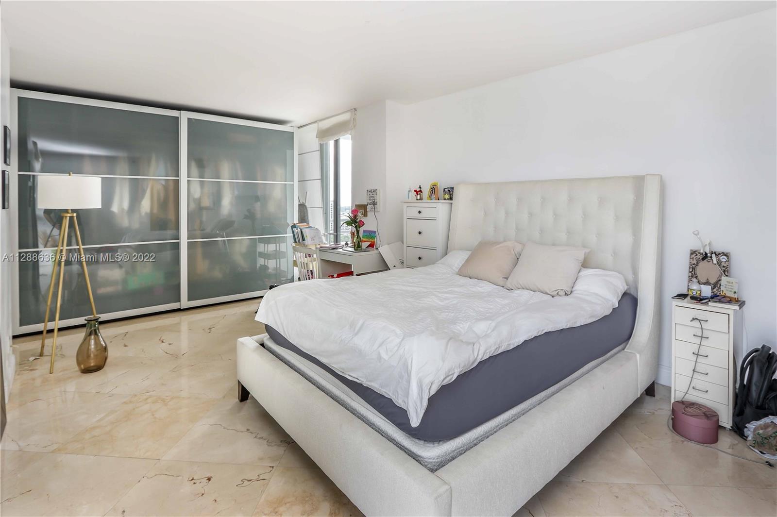 DELVISTA TOWERS CONDO - Residential