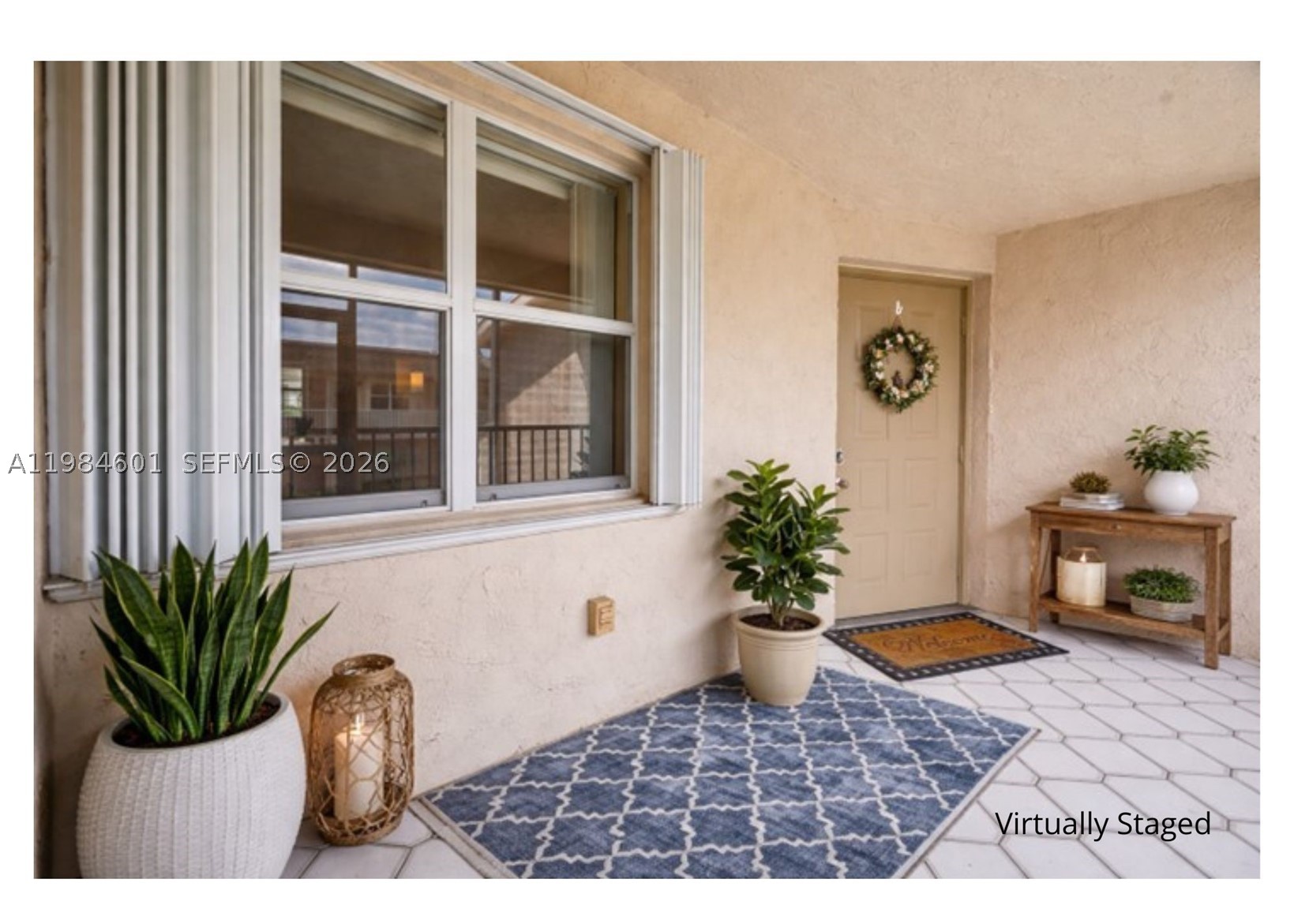 LAKESHORE CONDO 6 - Residential
