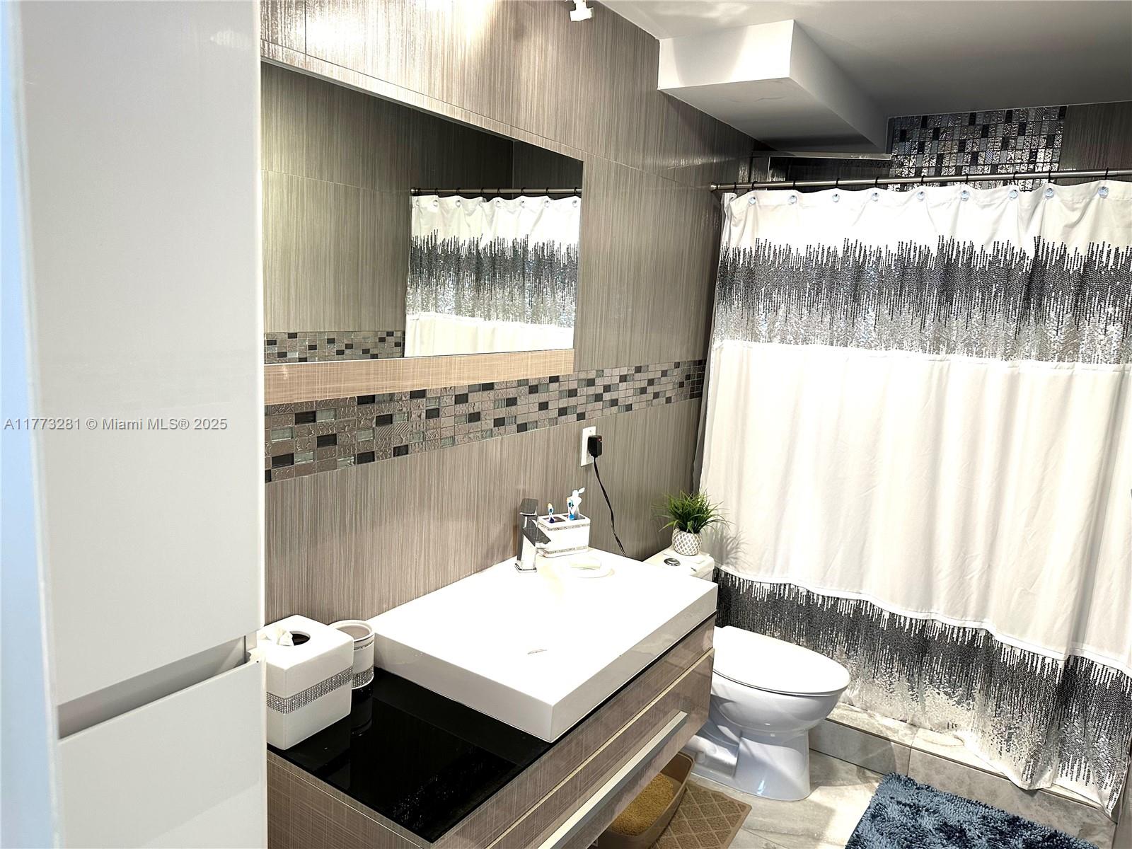 GOLDEN HORN SOUTH CONDO - Residential