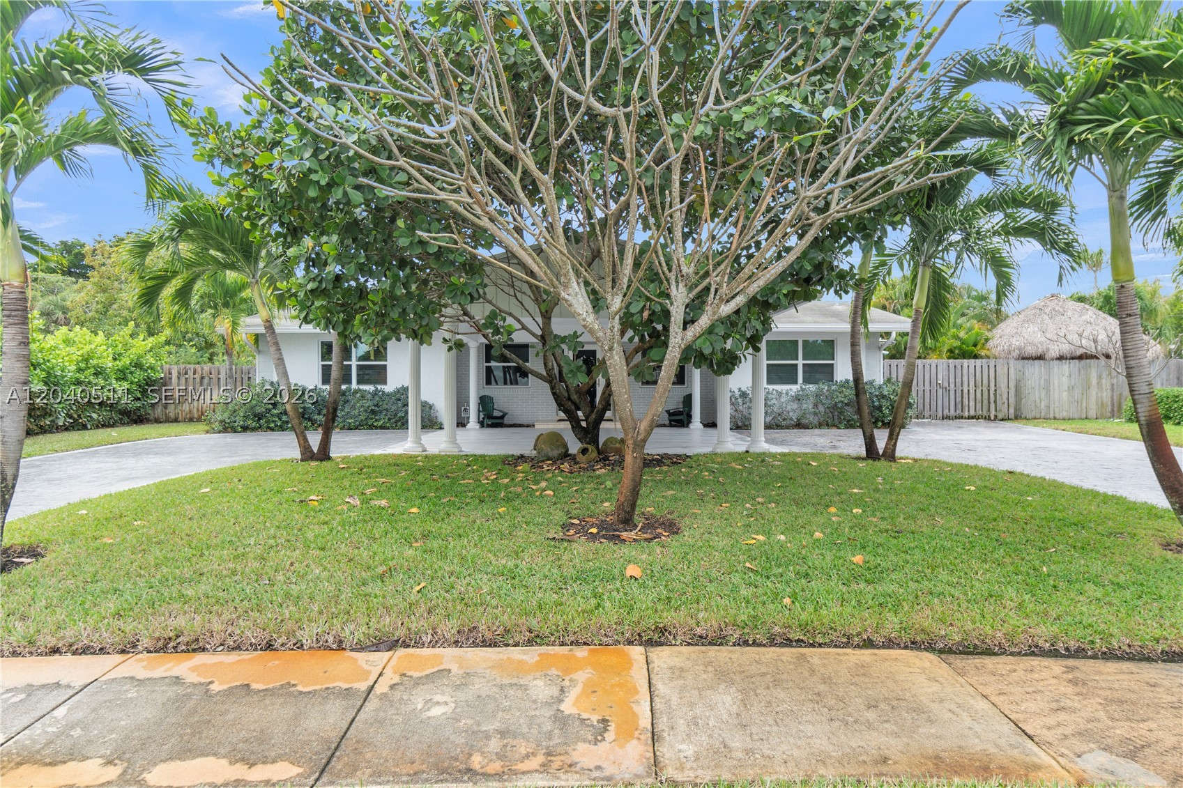 LYONS PARK FIRST ADD - Residential