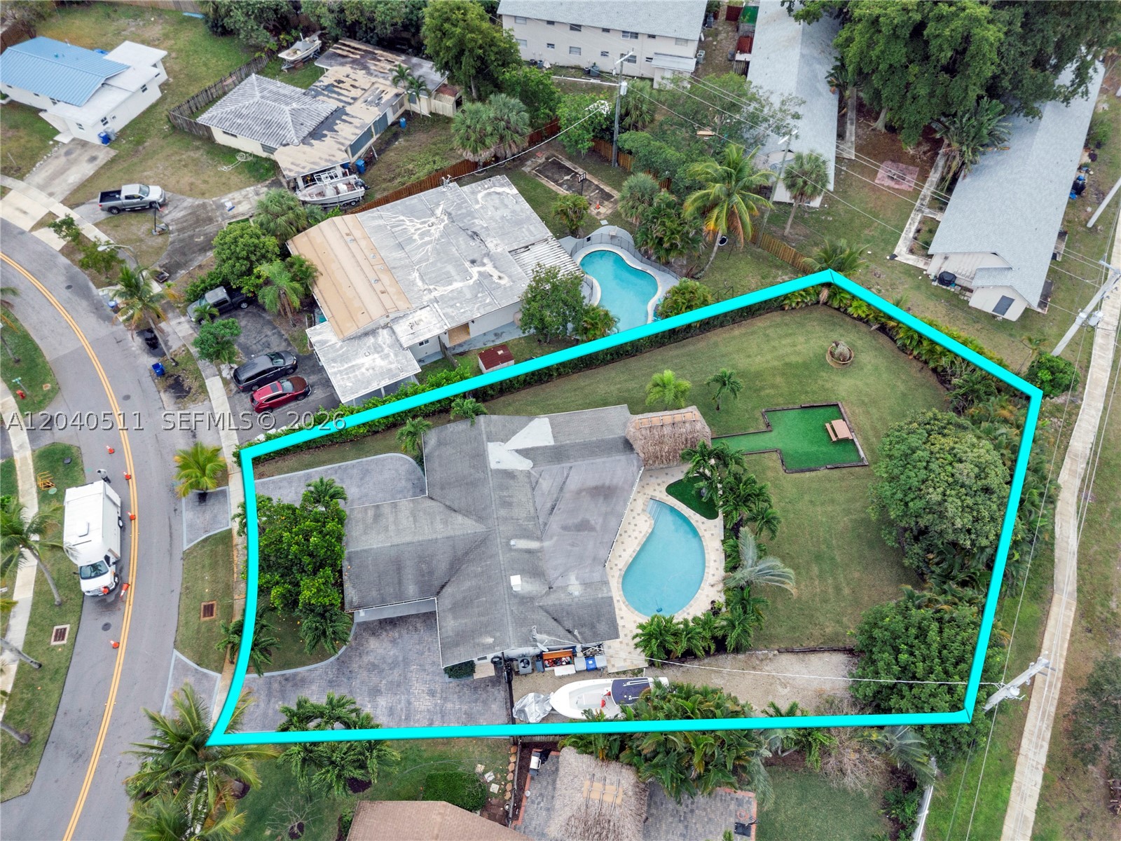 LYONS PARK FIRST ADD - Residential