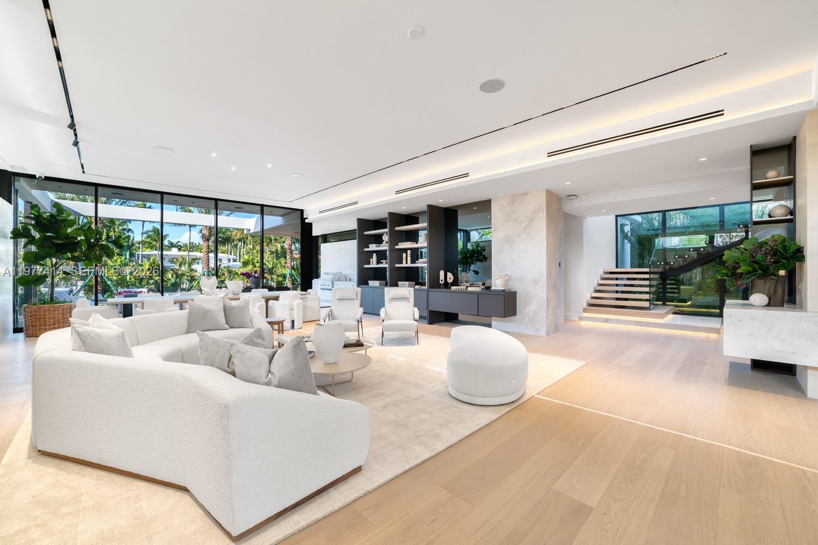 SUNSET ISLANDS-ISLAND NO - Residential