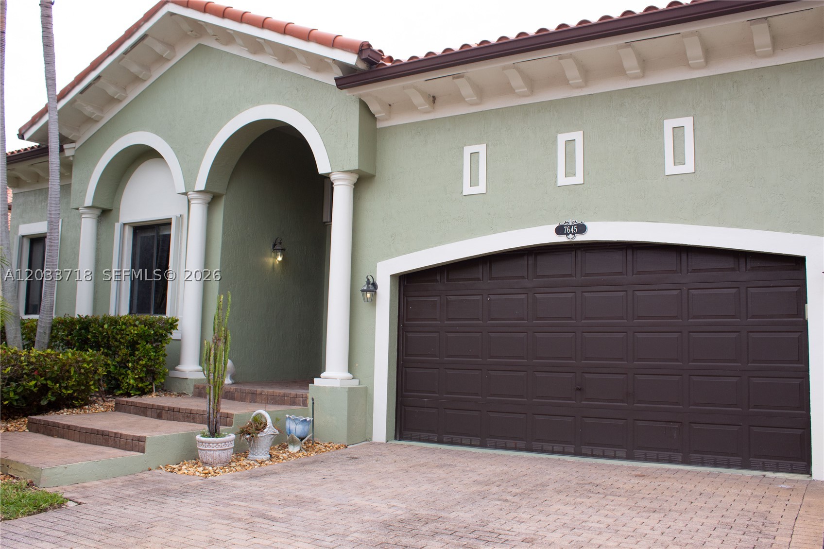 CUTLER CAY - Residential