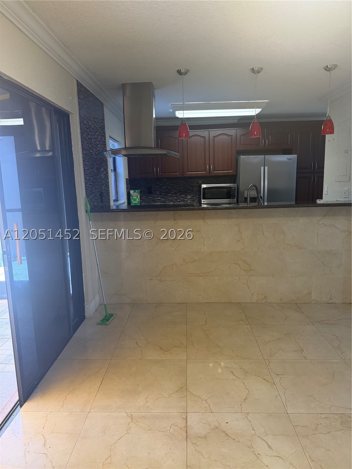 MIAMI LAKES LOCH LOMOND E - Residential Lease