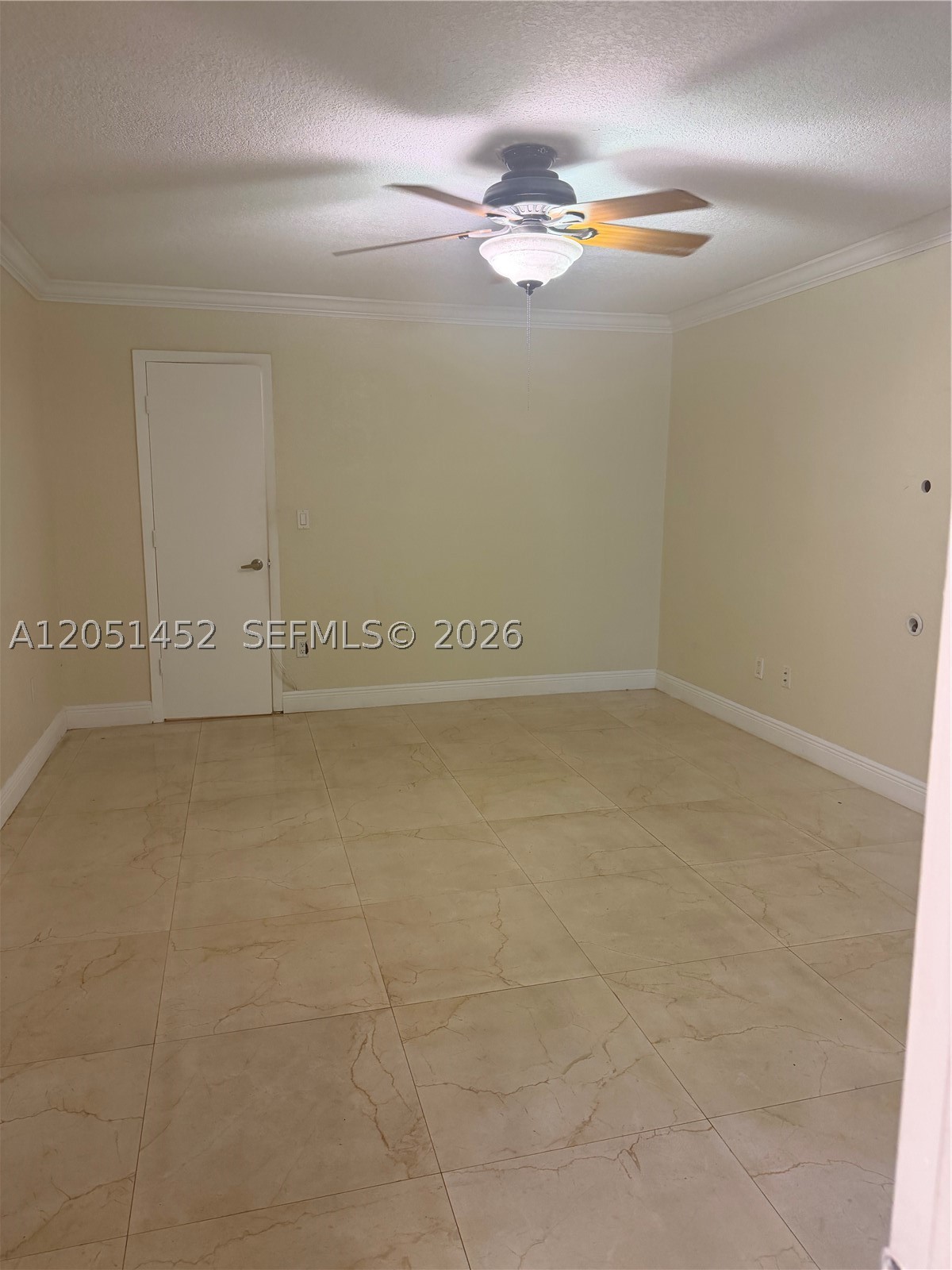 MIAMI LAKES LOCH LOMOND E - Residential Lease