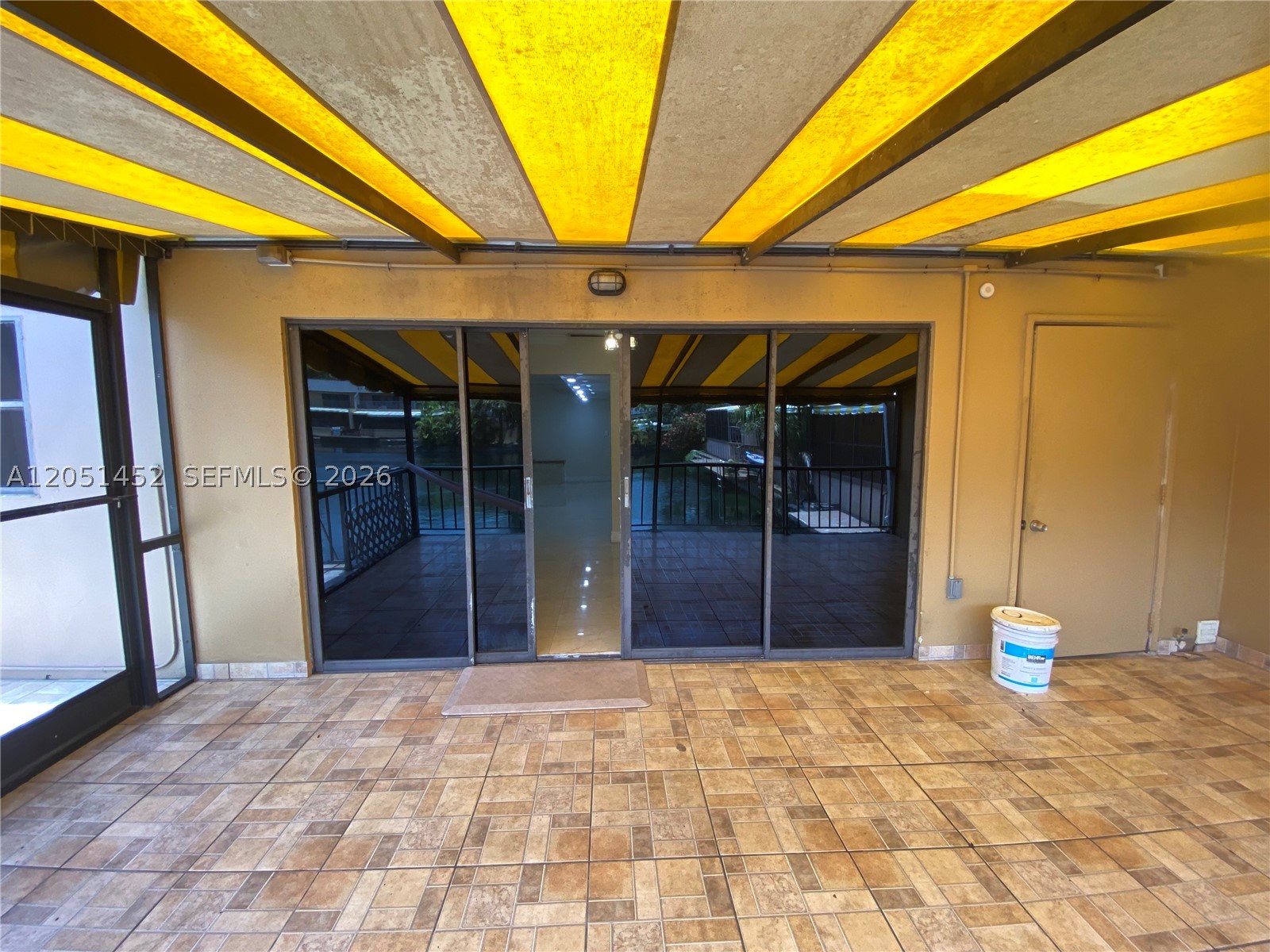 MIAMI LAKES LOCH LOMOND E - Residential Lease