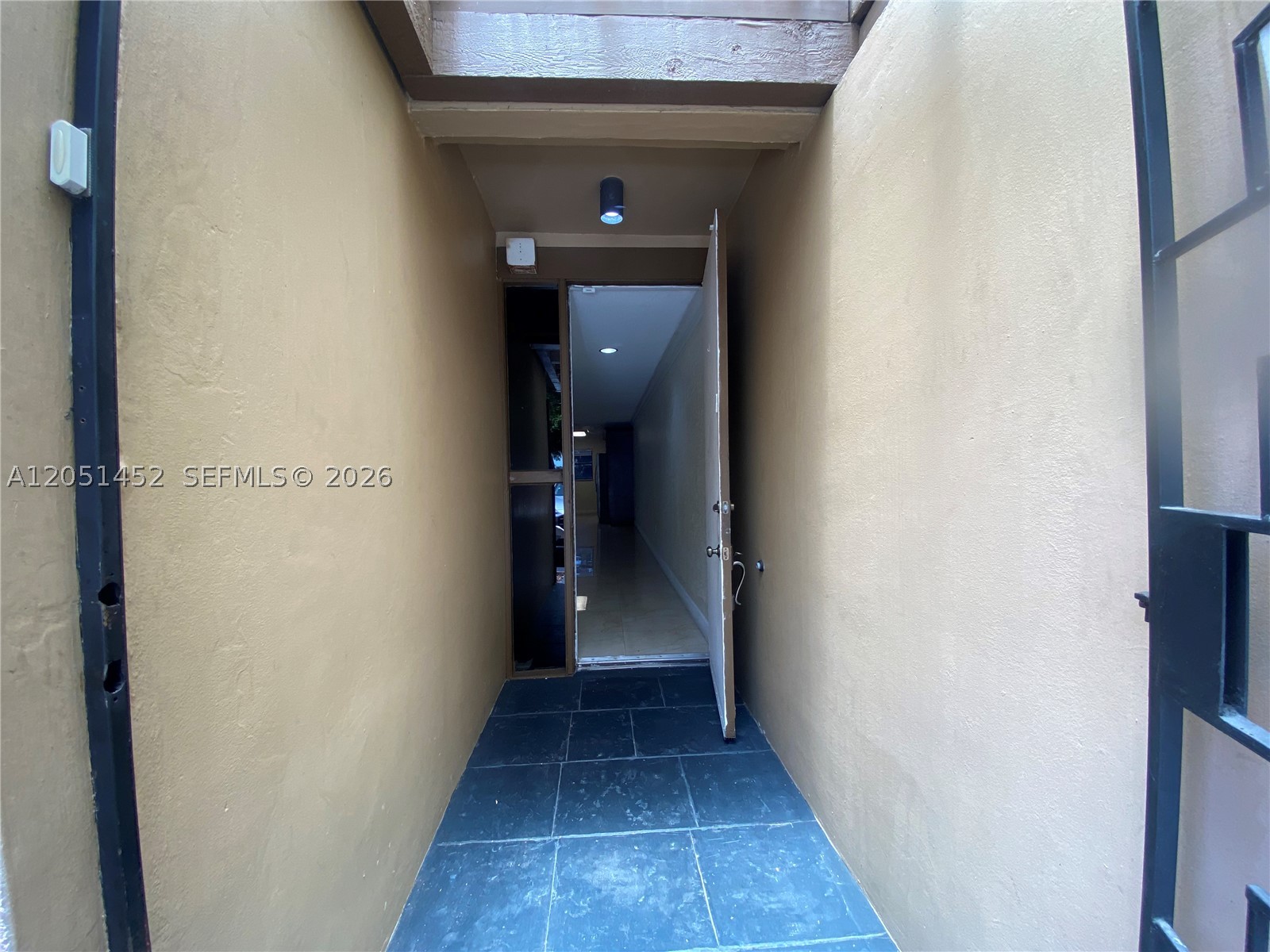 MIAMI LAKES LOCH LOMOND E - Residential Lease