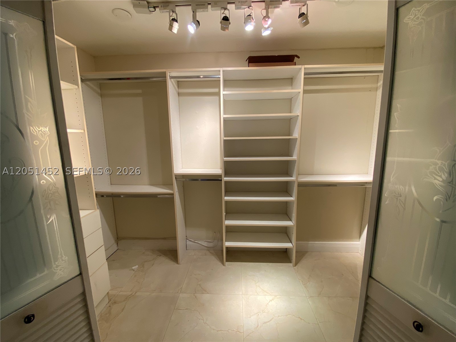 MIAMI LAKES LOCH LOMOND E - Residential Lease