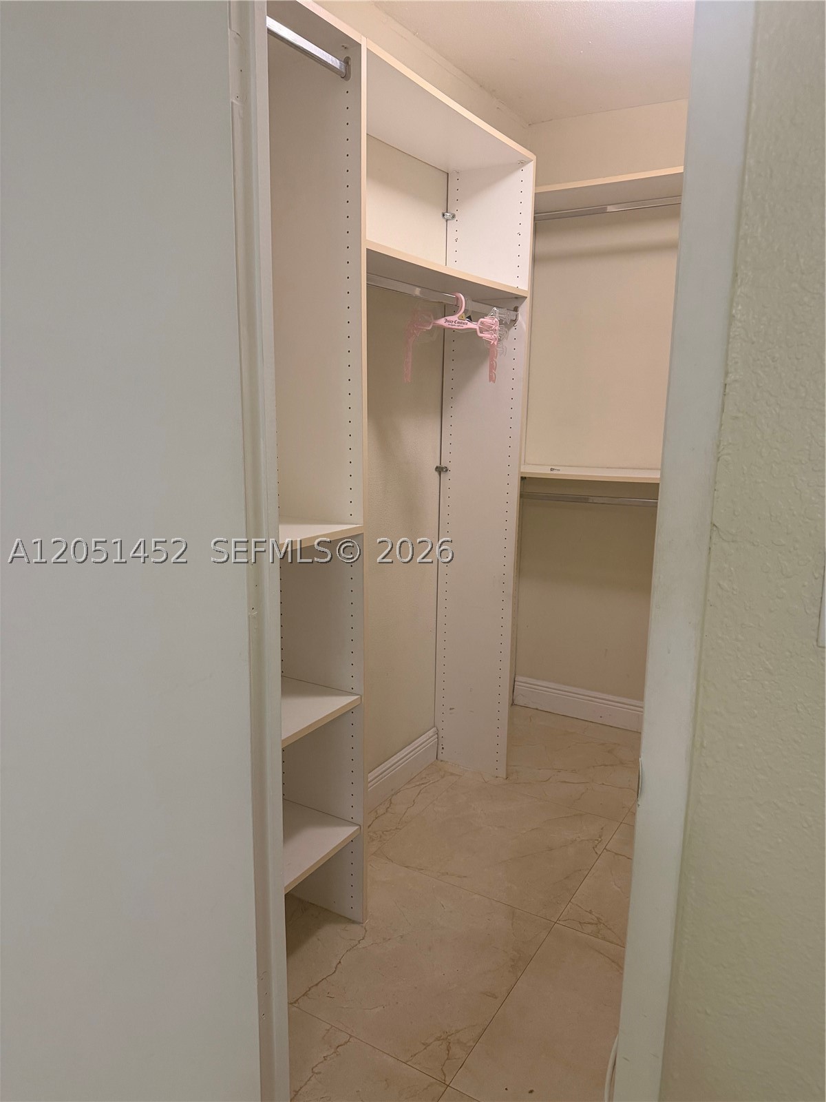 MIAMI LAKES LOCH LOMOND E - Residential Lease