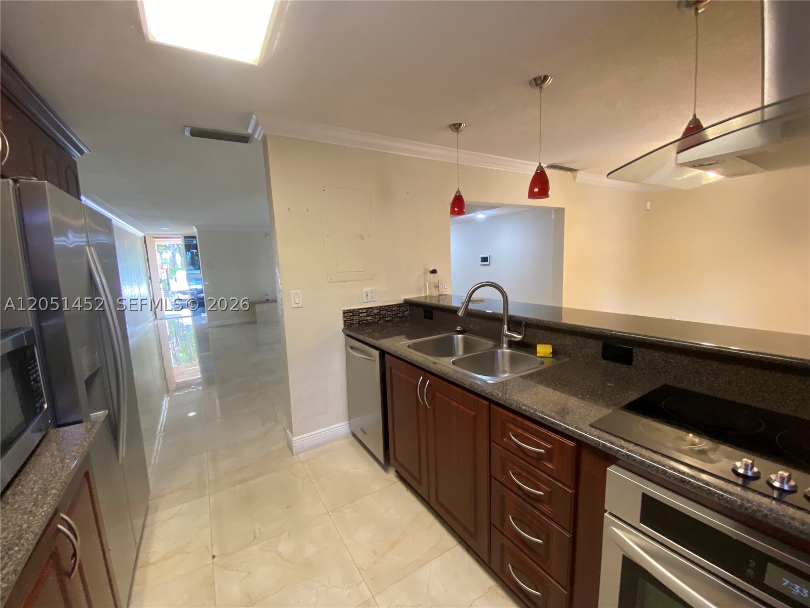 MIAMI LAKES LOCH LOMOND E - Residential Lease