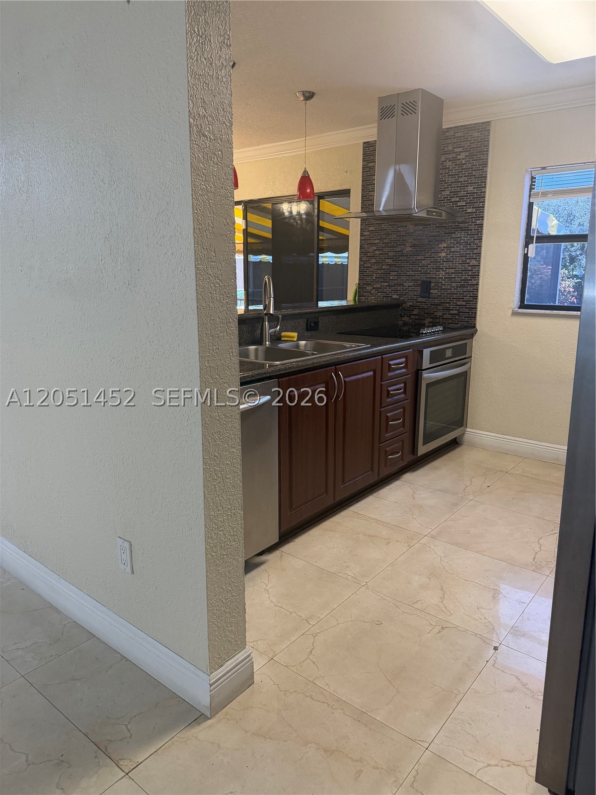 MIAMI LAKES LOCH LOMOND E - Residential Lease