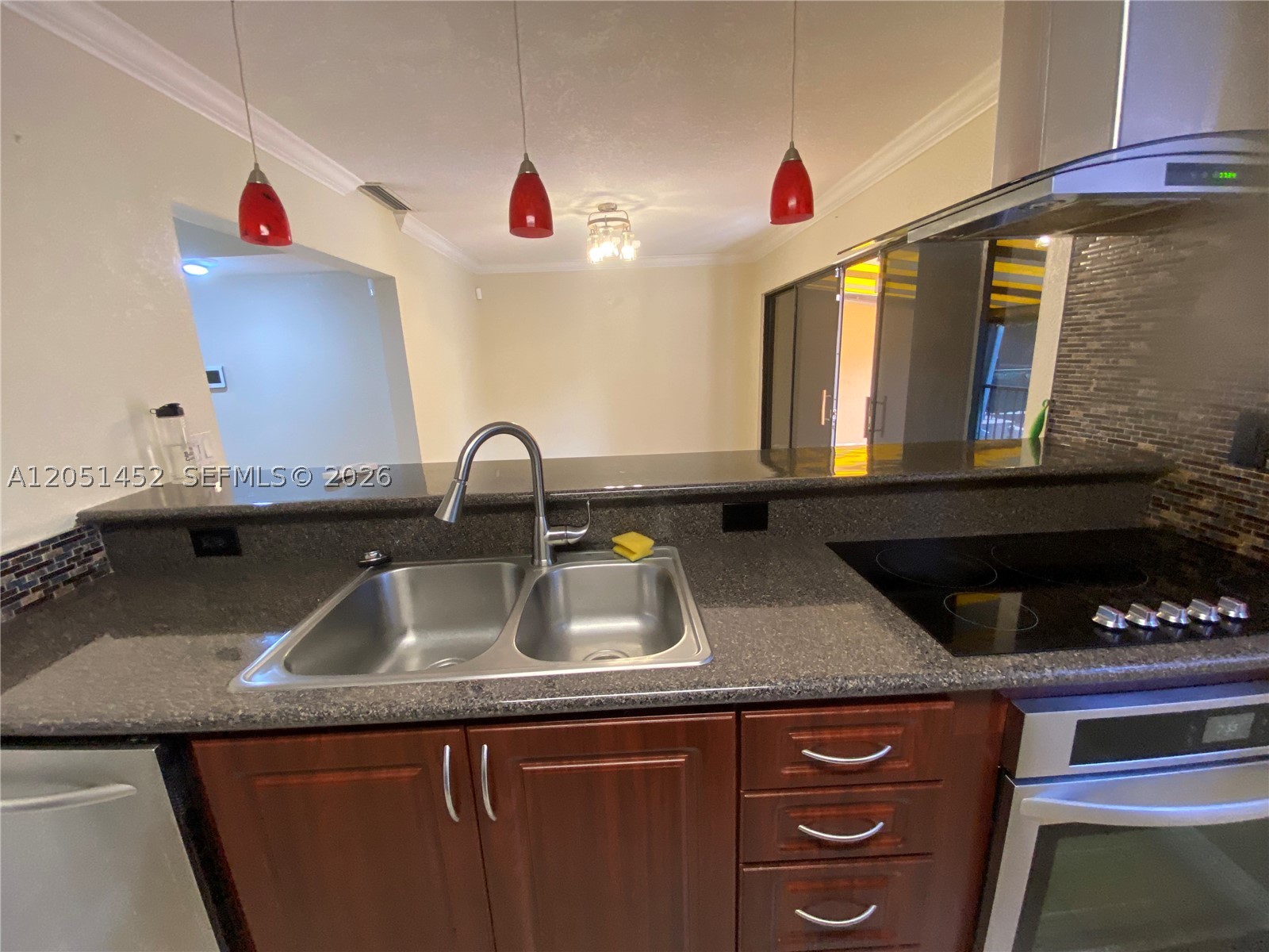 MIAMI LAKES LOCH LOMOND E - Residential Lease