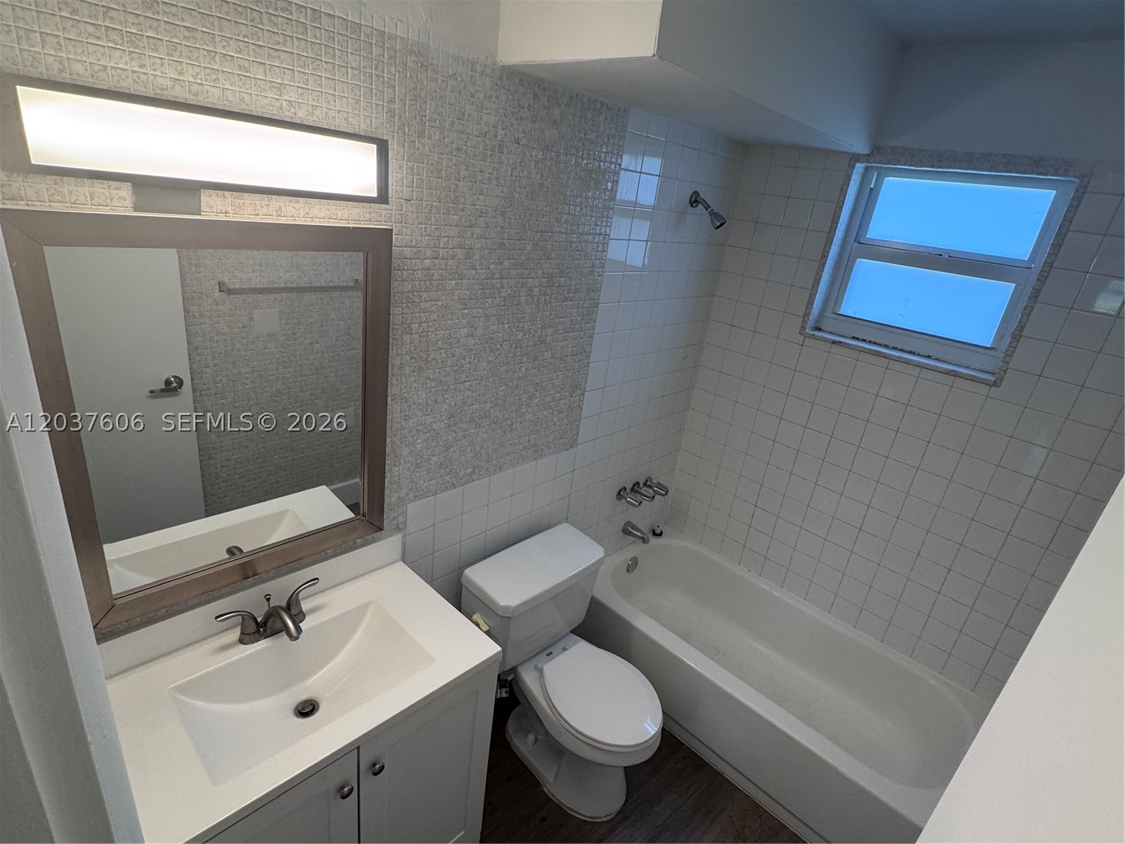 BYRWOOD - Residential Lease