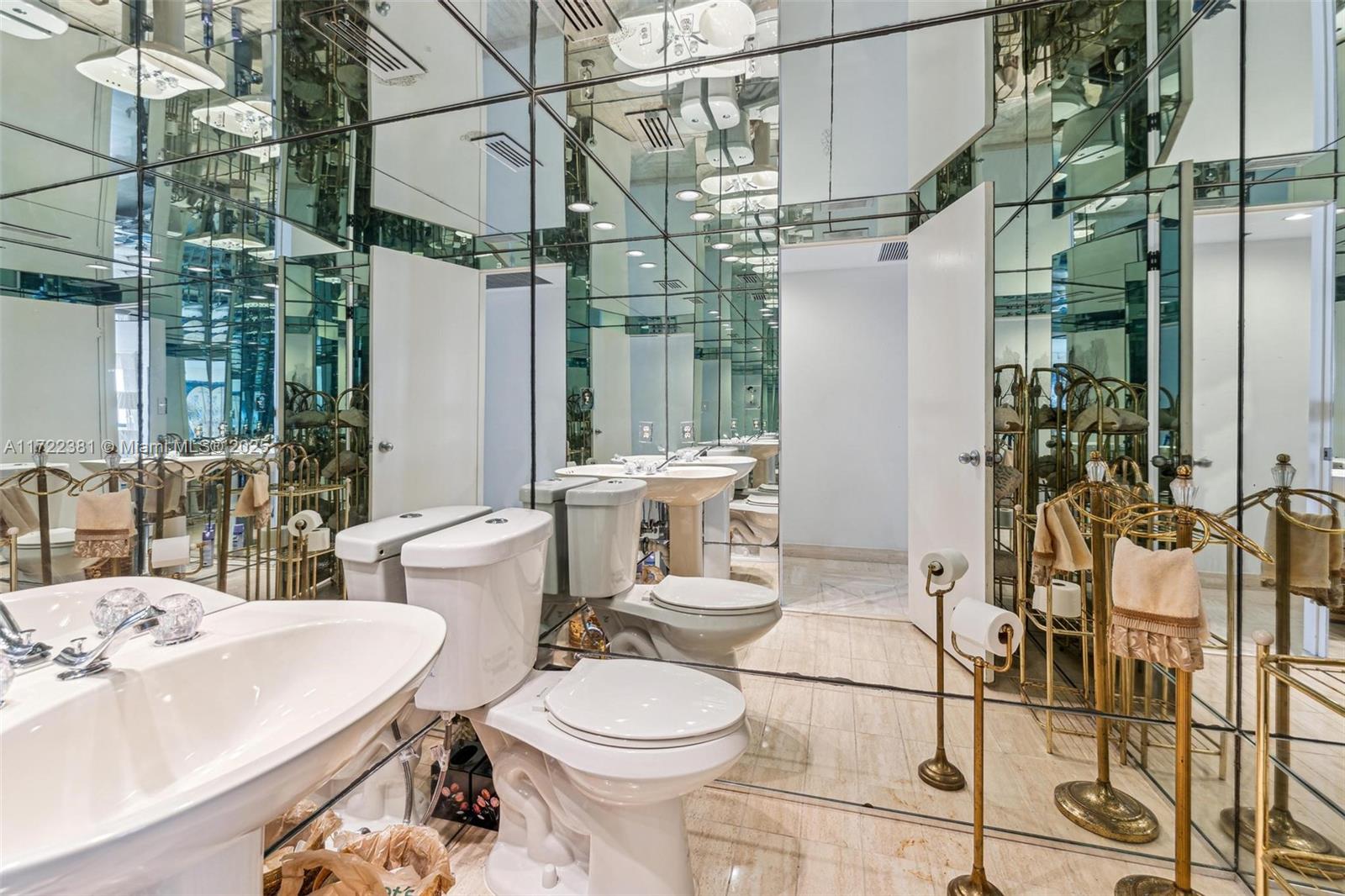 THE TIFFANY OF BAL HARBOU - Residential