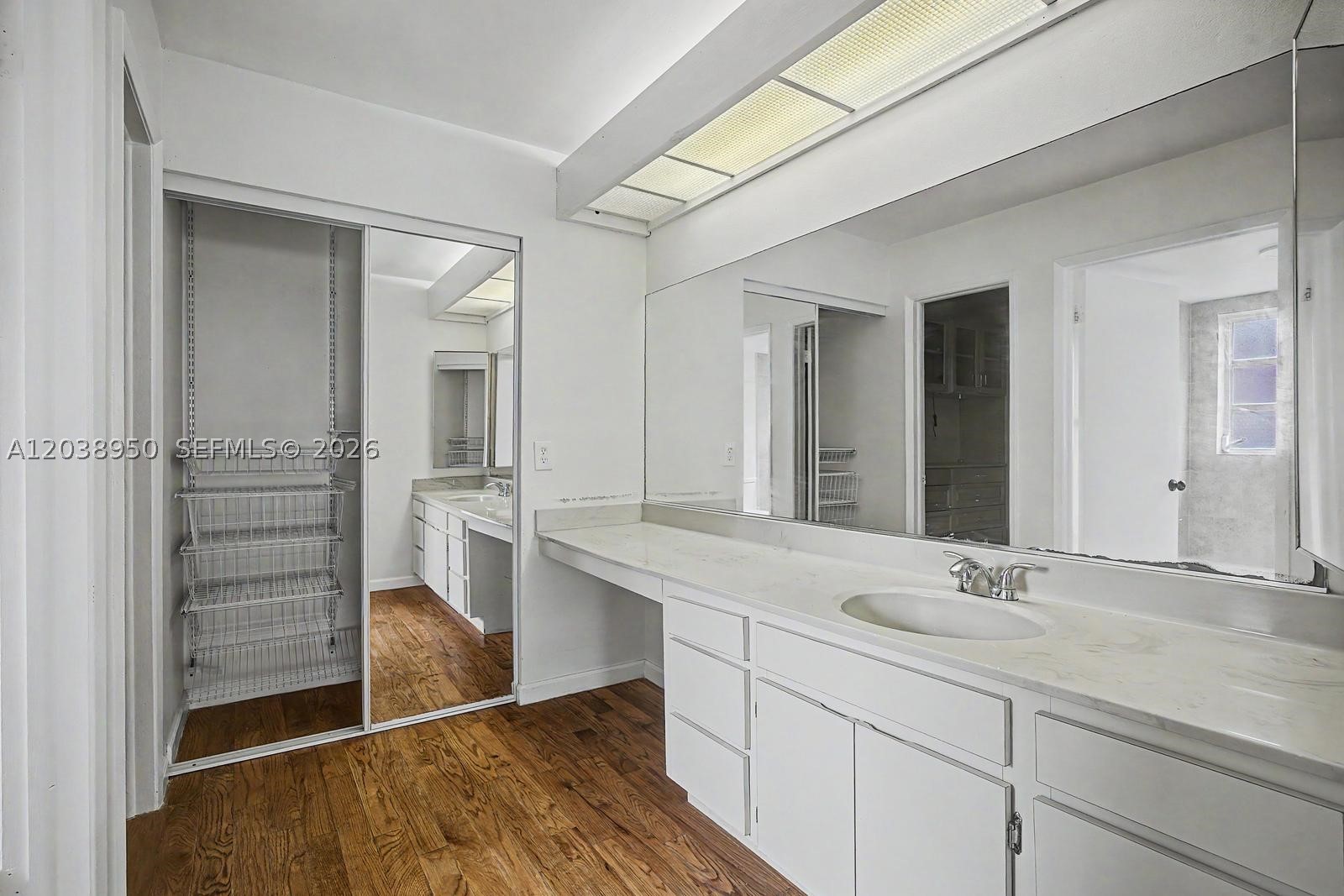 KENLAND BEND NORTH CONDO - Residential