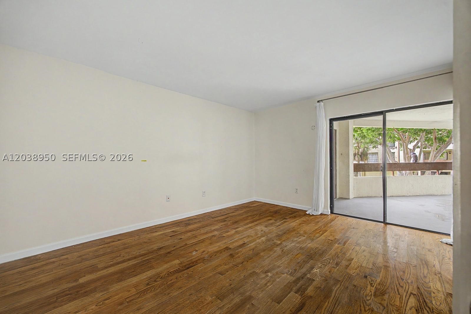 KENLAND BEND NORTH CONDO - Residential