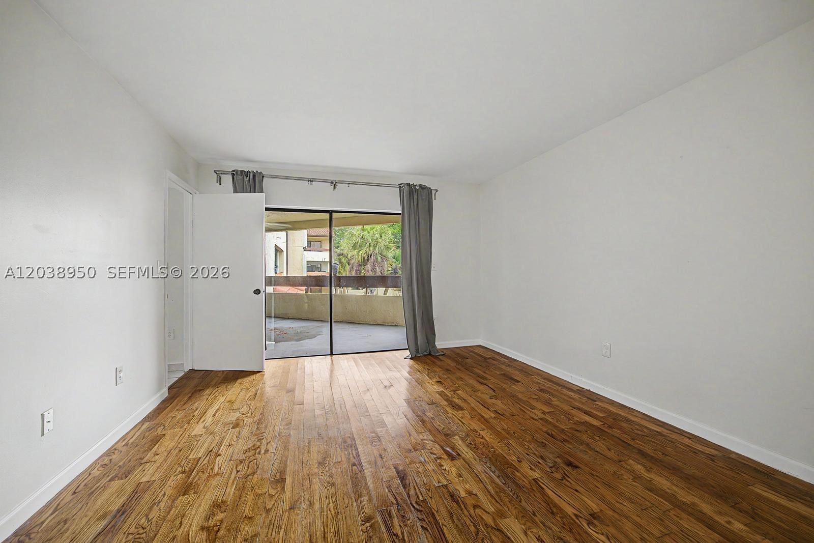 KENLAND BEND NORTH CONDO - Residential
