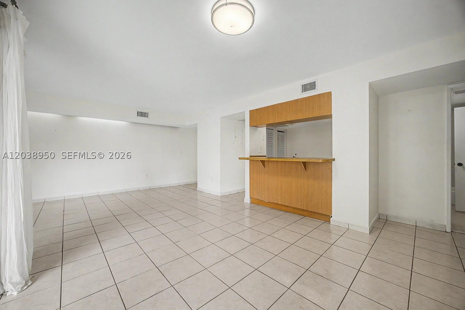 KENLAND BEND NORTH CONDO - Residential